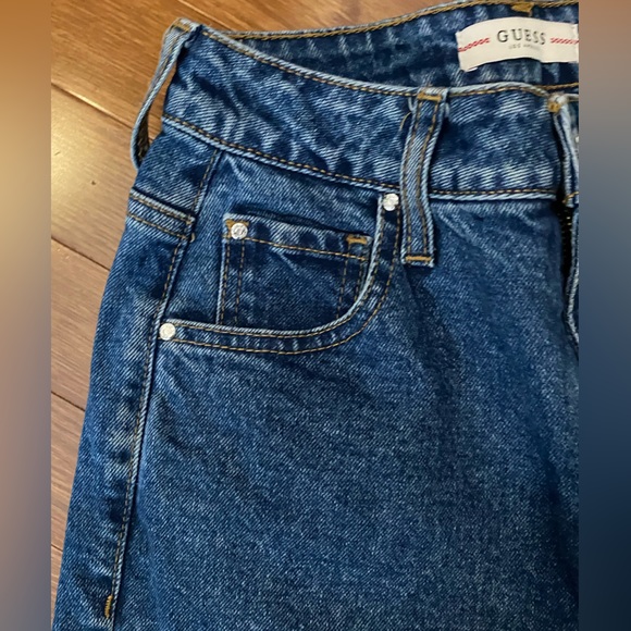Guess Mom Jeans Medium Blue Wash High Rise Stretch Size 25 - Picture 4 of 12